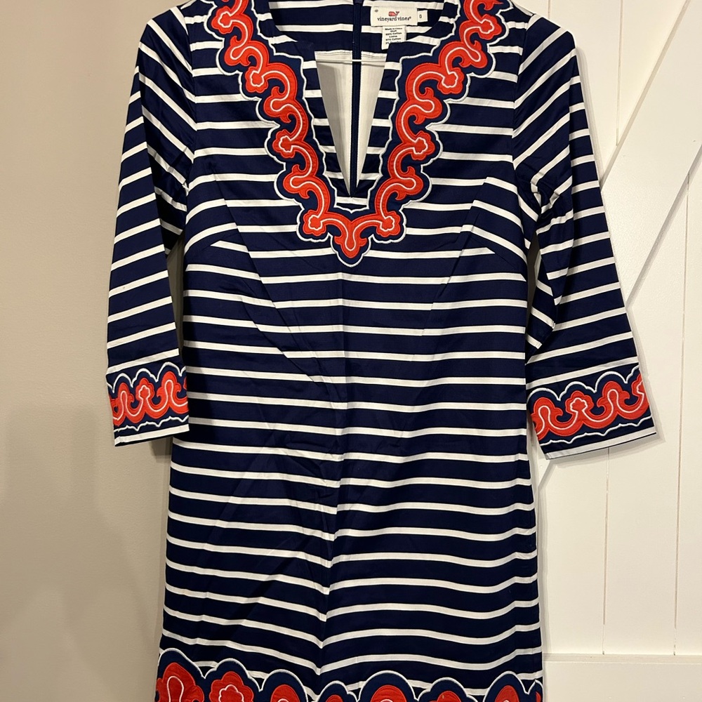 Vineyard Vines Navy and Red Striped LS shift dress